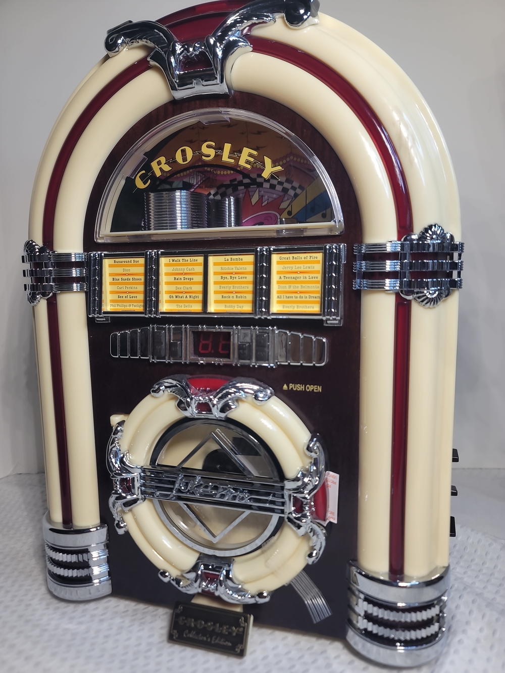 Crosley Cream & Burgundy Retro Jukebox Bluetooth Speaker